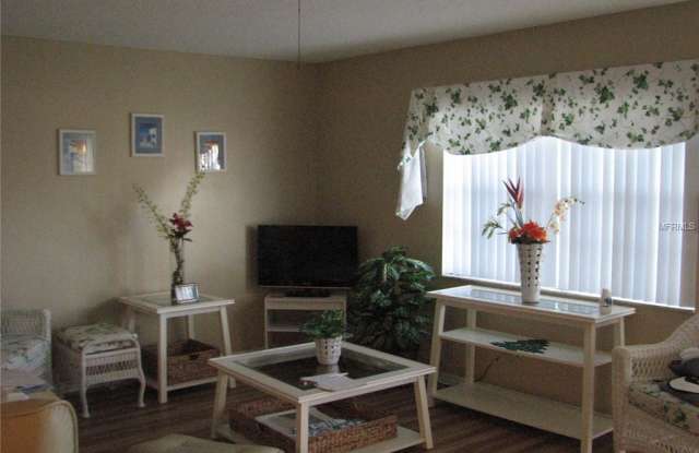 1822 FOXHUNT DRIVE Gallery 2