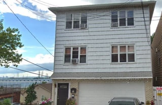 637 LIBERTY AVE - 637 Liberty Avenue, Jersey City, NJ 07307