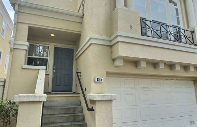 Bautifully Bright 4 Bedroom Townhouse at Parc Metro Gallery 3