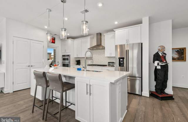 3507 BELLFLOWER Lane Gallery 3