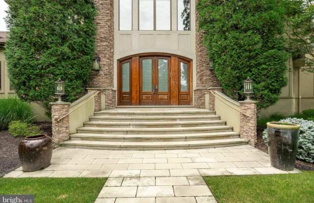 4 SOUTHWOOD Drive Gallery 1