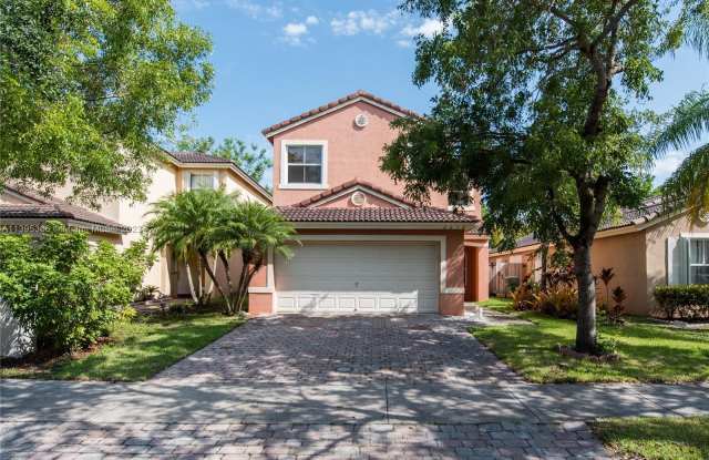 2010 SE 14th Ct - 2010 Southeast 14th Court, Homestead, FL 33035