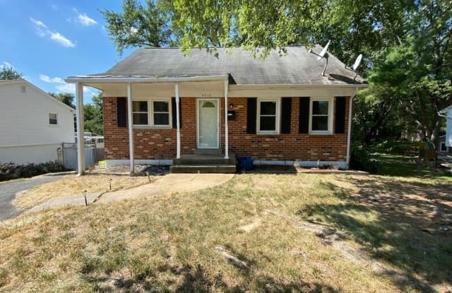 4516 Kenwood Dr. - 4516 Kenwood Drive, Dale City, VA 22193