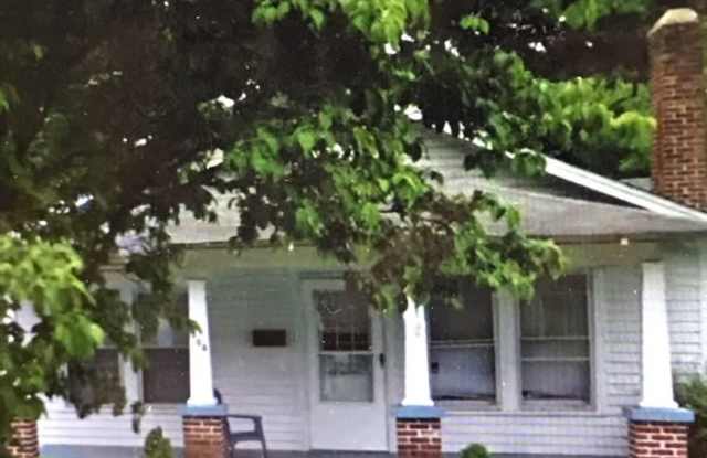 2 bedroom, 1 bath house for rent in the Grid photos photos 2 bedroom, 1 bath house for rent in the Grid photos photos