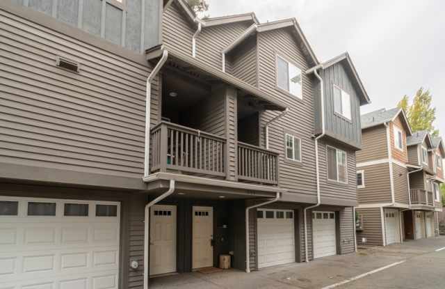 933 N 97th St - 933 North 97th Street, Seattle, WA 98103