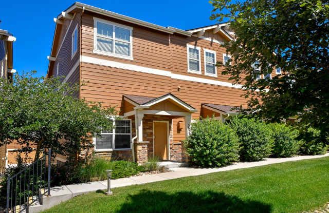 2-Story Townhome - Excellent Condition photos photos