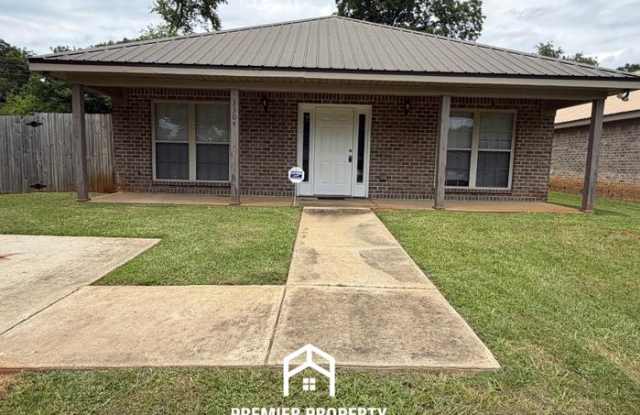 3304 Moody Street - 3304 Moody Street, Tuscaloosa, AL 35401
