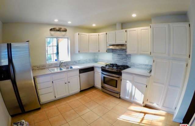 27355 PACIFIC COAST Highway Gallery 4