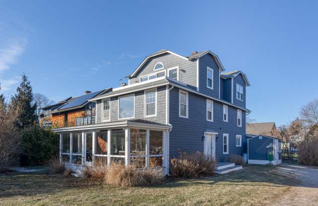 79 Hartford Avenue photos photos