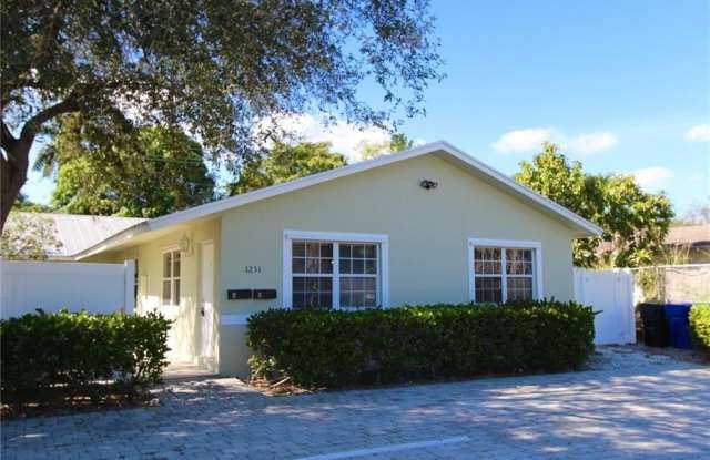 1231 SW 4 Avenue photos photos