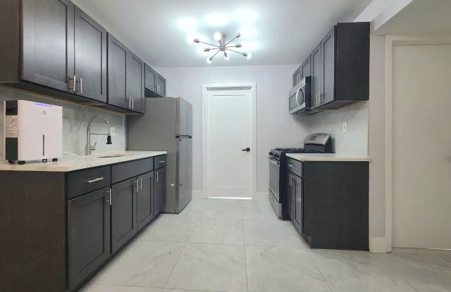 1903 Country Ln Gallery 3
