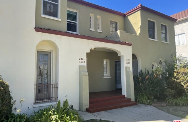 2021 N Vermont Ave - 2021 North Vermont Avenue, Los Angeles, CA 90027