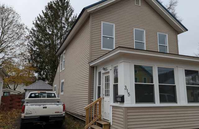 315 N Martin St photos photos