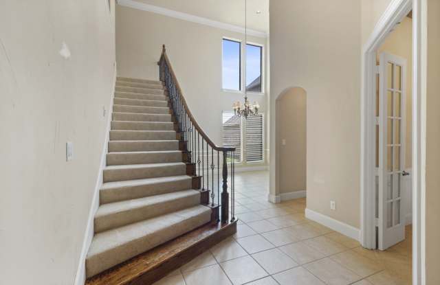 3240 Forestbrook Drive Gallery 2