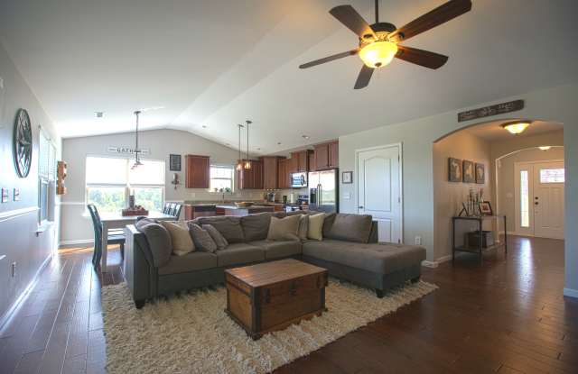 210 Jewel Court Gallery 4