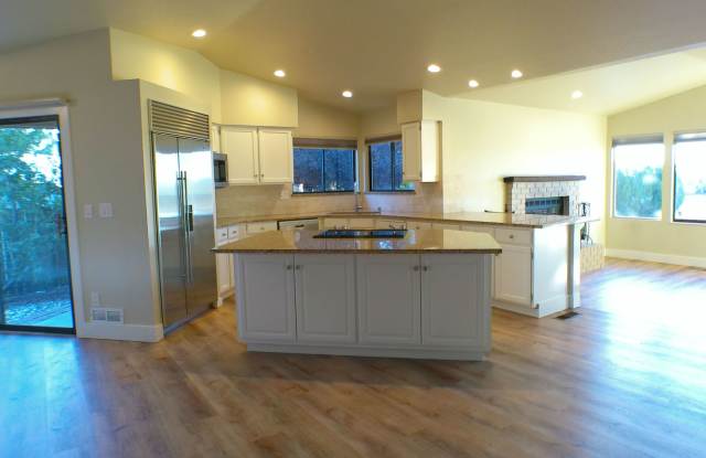 Northwest Reno Rental with Room to Breathe - Single Story! Gallery 1