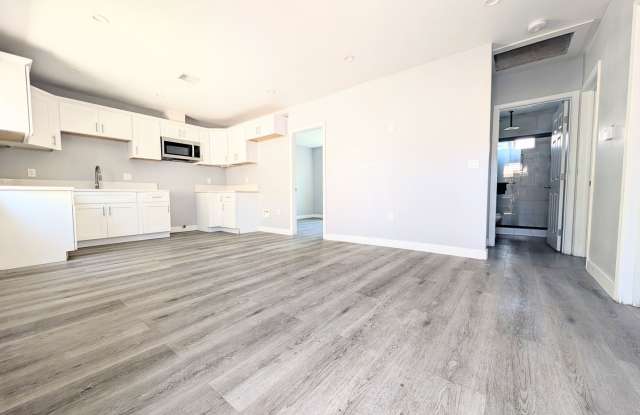 Spacious 3bed 2 Bath Back House photos photos