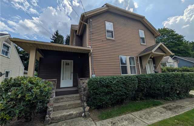 486 Needham Avenue photos photos