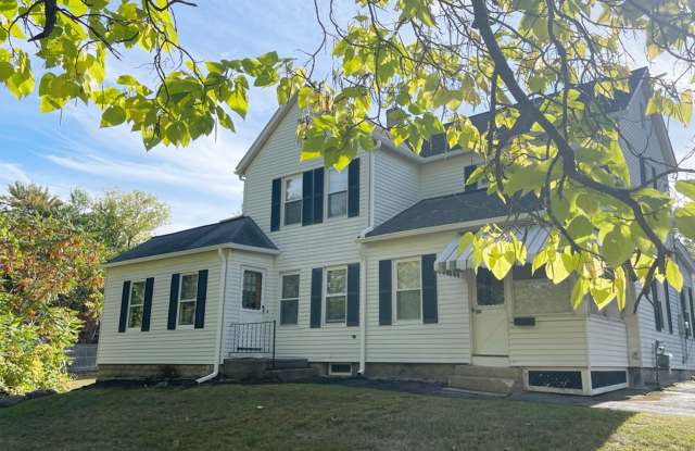 Gorgeous 3BR 1 Bathroom in Leominster - HOT Gallery 4