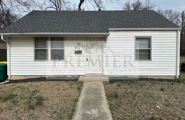 4818 Woodend Avenue photos photos