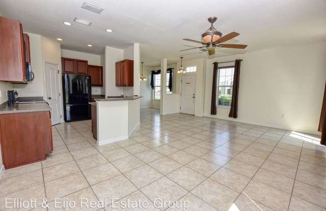 2304 Tanbark Ridge Pl. Gallery 3
