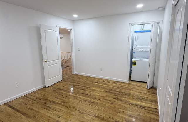 282 Ramona Avenue Gallery 4
