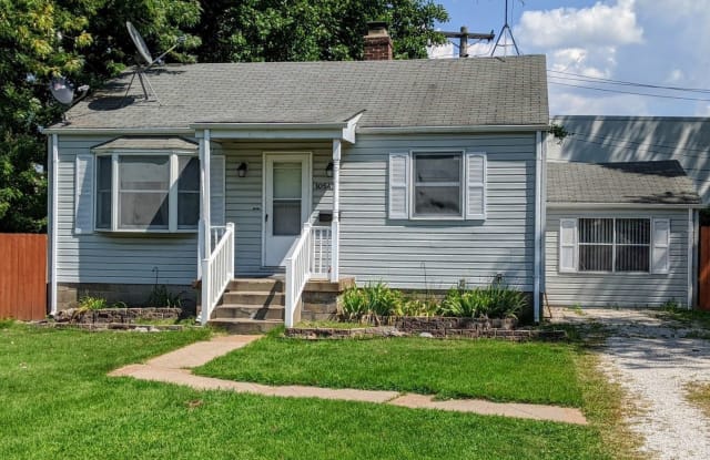10542 Mortimer Lane - 10542 Mortimer Lane, Edmundson, MO 63134