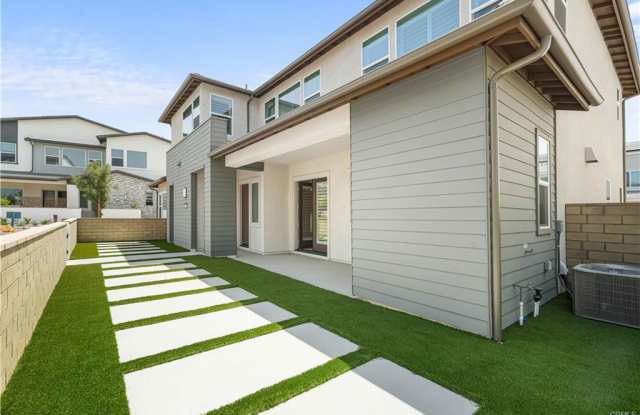 240 Sora - 240 Sora, Irvine, CA 92618 240 Sora - 240 Sora, Irvine, CA 92618