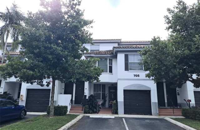 705 SW 148th Ave photos photos