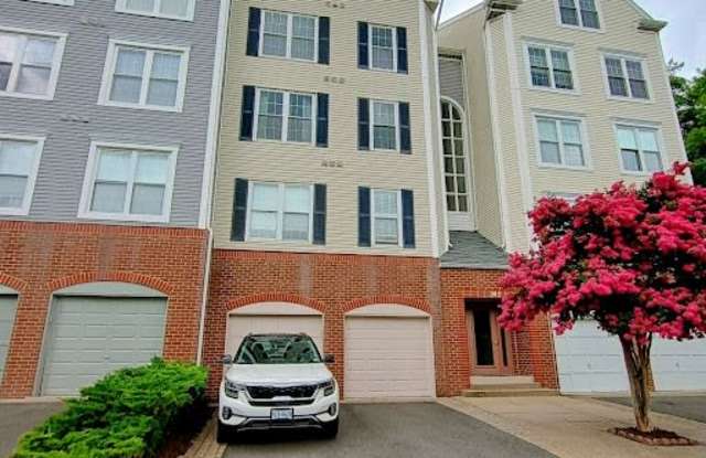 285 South Pickett Street - 285 South Pickett Street, Alexandria, VA 22304 285 South Pickett Street - 285 South Pickett Street, Alexandria, VA 22304
