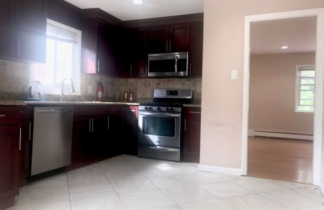 382-384 Gorge Road - 382-384 Gorge Road, Cliffside Park, NJ 07010