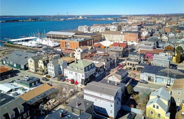 492 Thames Street - 492 Thames Street, Newport, RI 02840