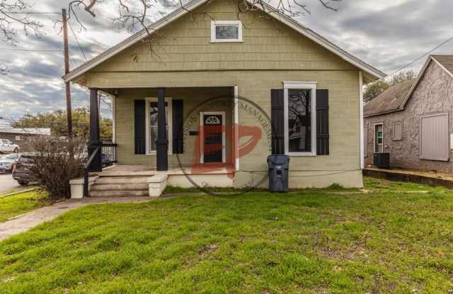 2300 Washington Avenue photos photos