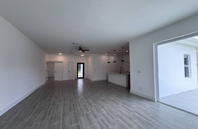 3520 Palestine Rd. Gallery 4