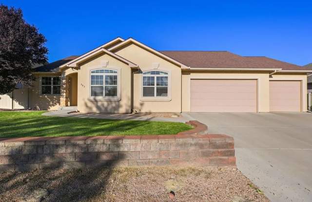 243 Papago Street photos photos