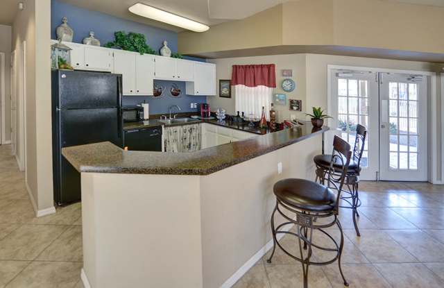 Cottonwood Crossing Gallery 3