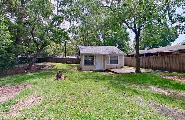 Tiny House Big Yard photos photos Tiny House Big Yard photos photos
