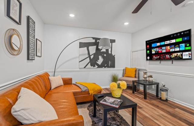 East Passyunk 1 bedroom Gallery 3