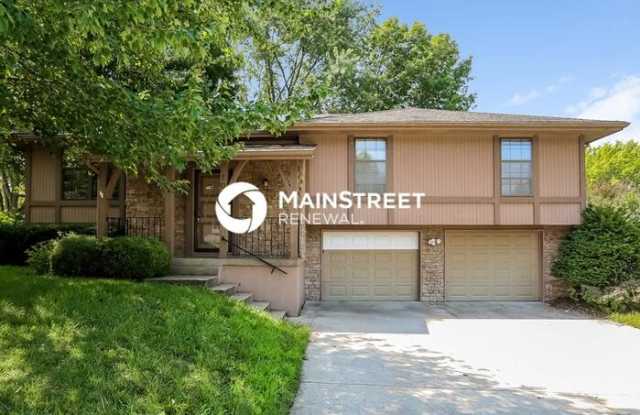 1008 Southwest Pinto Lane - 1008 Southwest Pinto Lane, Blue Springs, MO 64015