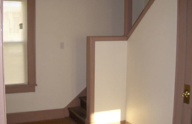 433 W. Adams Gallery 4