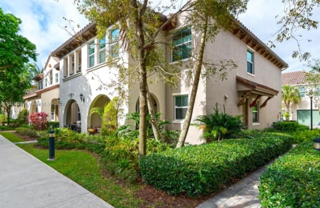 2983 St John Dr - 2983 Solano Avenue, Cooper City, FL 33024