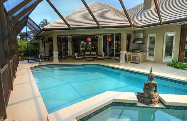 6967 Greentree DR Gallery 3