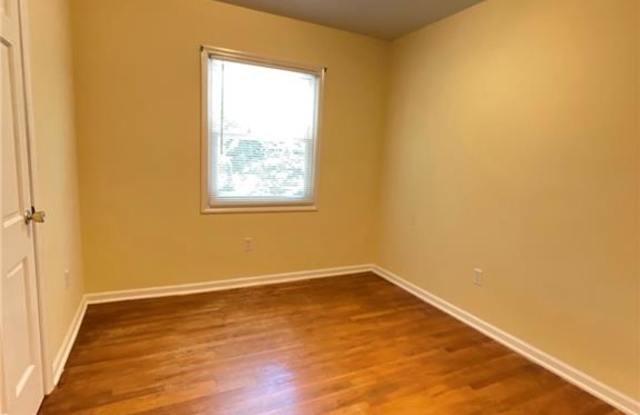 115 Leon Drive Gallery 2