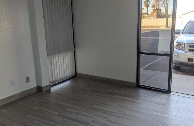 6221 N 35TH Avenue photos photos