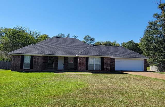 703 Pecan Court photos photos