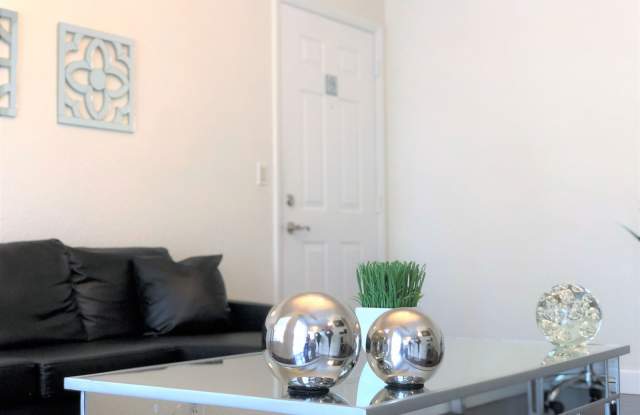 11582 Westwood Boulevard Gallery 2