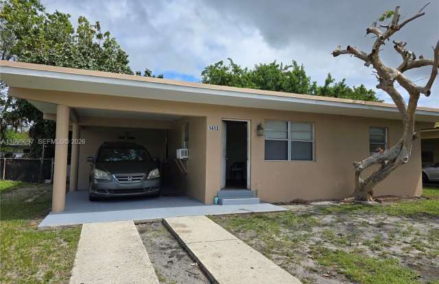 1413 NW 3rd St photos photos