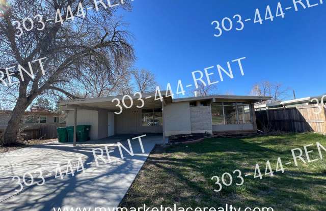 3 Bedroom and 1.5 Bathrooms in Ranch Style Home! photos photos