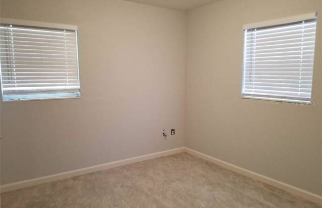 5501 93RD AVENUE N Gallery 2