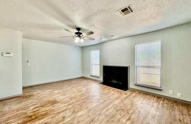 925 Swan Lake Court photos photos